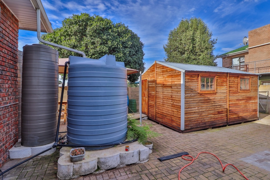 3 Bedroom Property for Sale in Stilbaai Wes Western Cape
